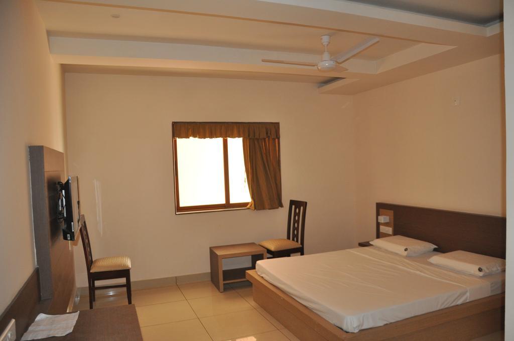 Shivaprasad Grand Otel Kundapur Dış mekan fotoğraf