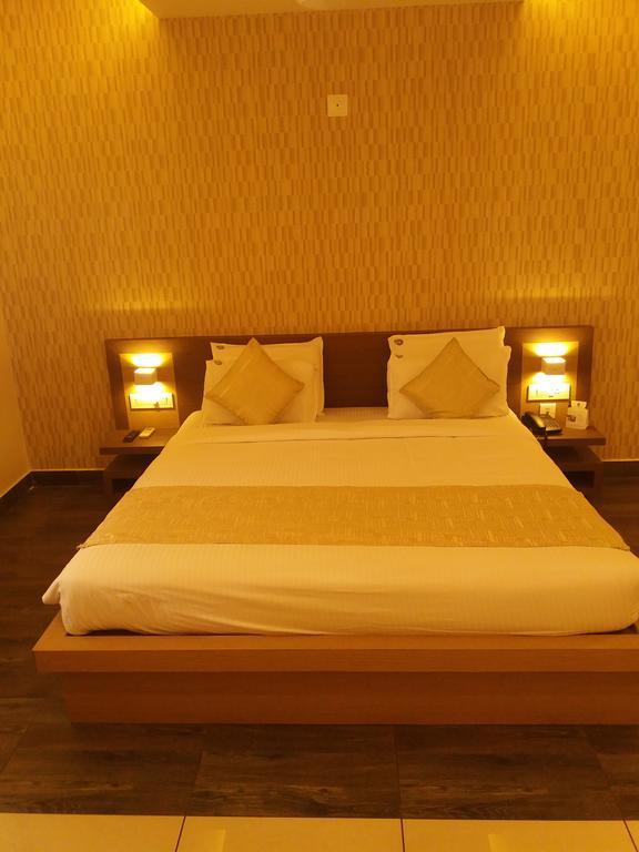 Shivaprasad Grand Otel Kundapur Dış mekan fotoğraf