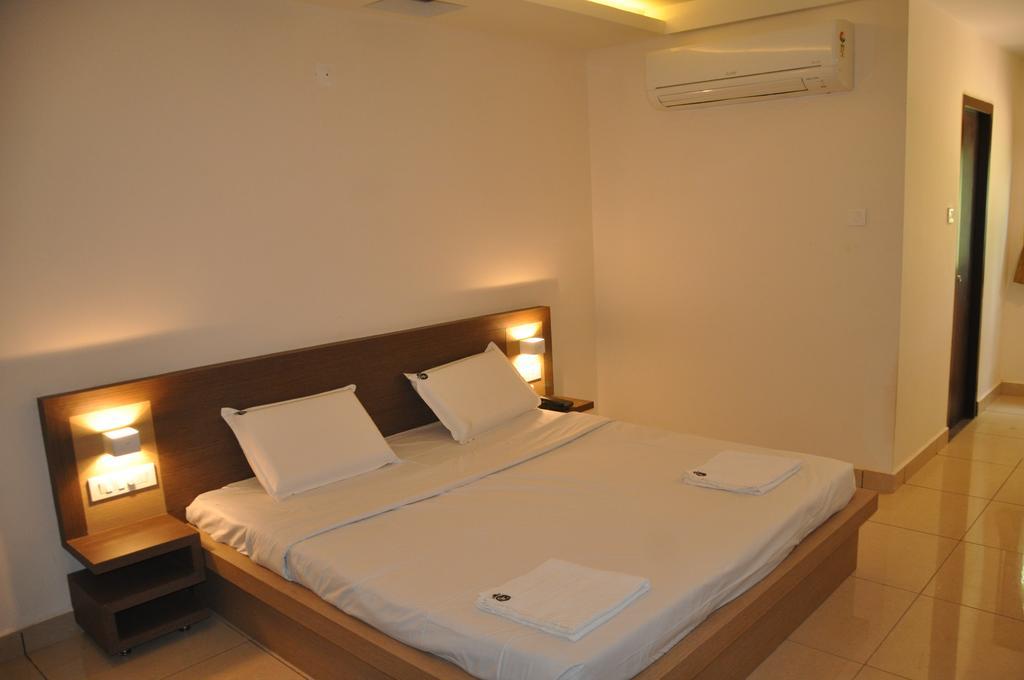 Shivaprasad Grand Otel Kundapur Dış mekan fotoğraf
